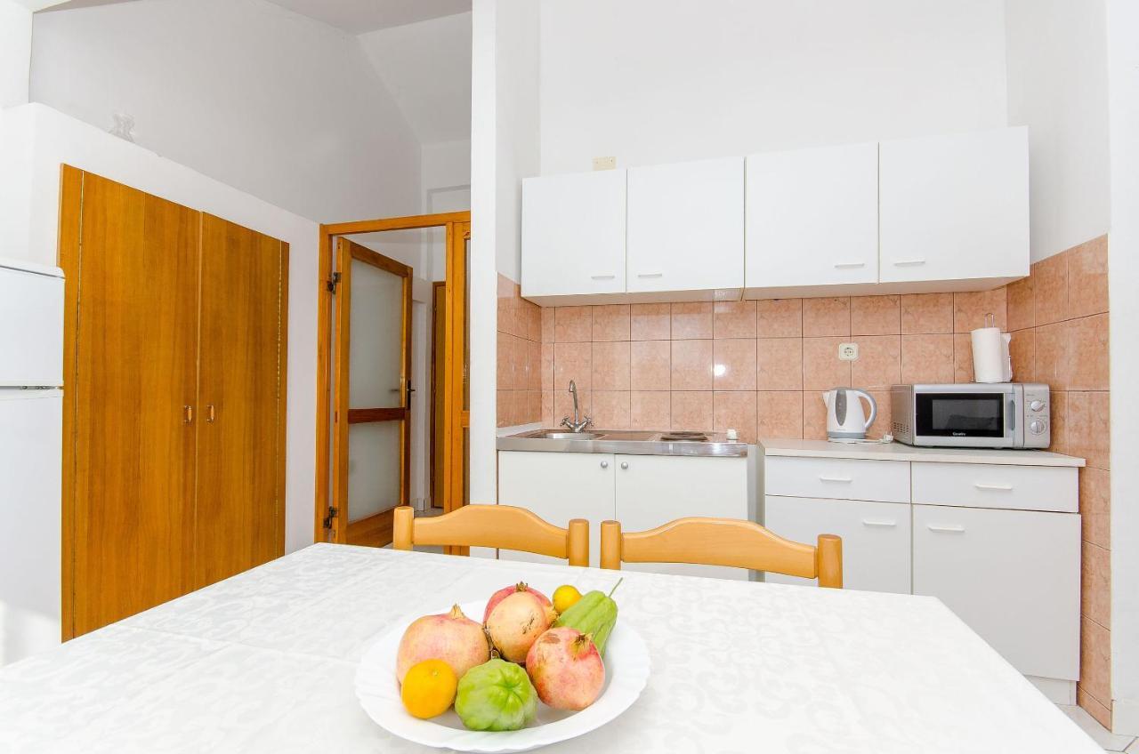Apartments Zoran Drvenik  Extérieur photo